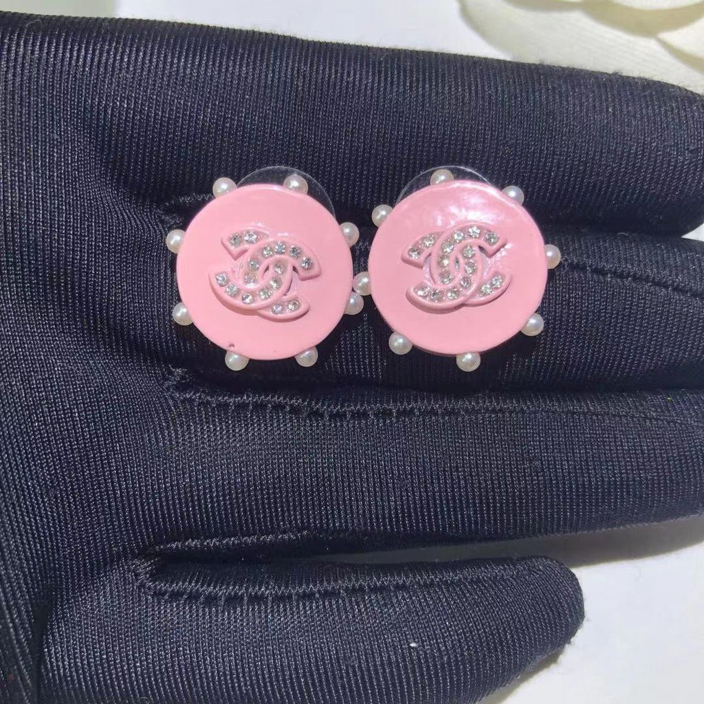 Small fragrant wind compound ear nail product image 8, provided for visual reference and product detail review