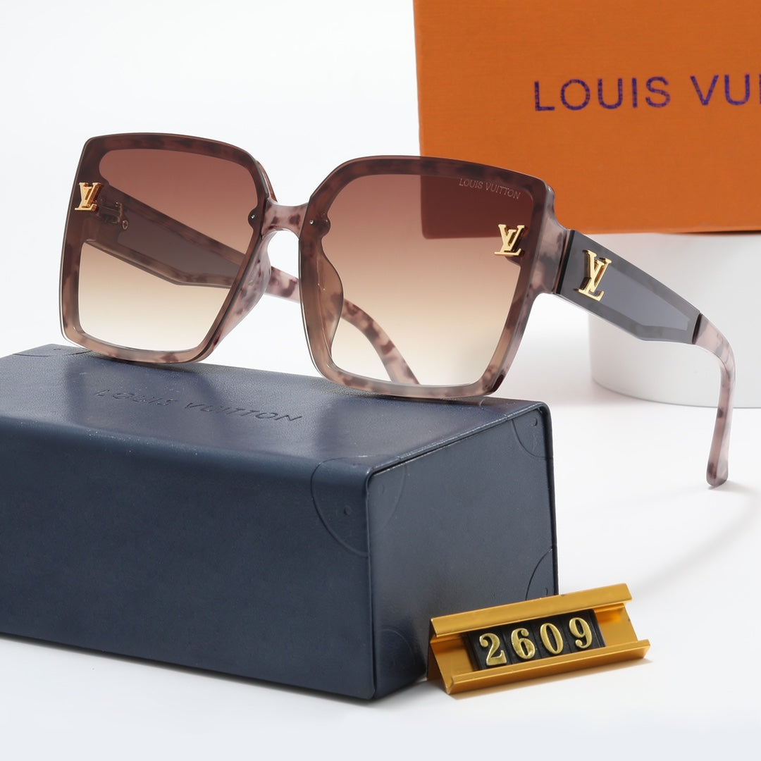 New Style Fashion Sunglasses For Summer product image 2, provided for visual reference and product detail review