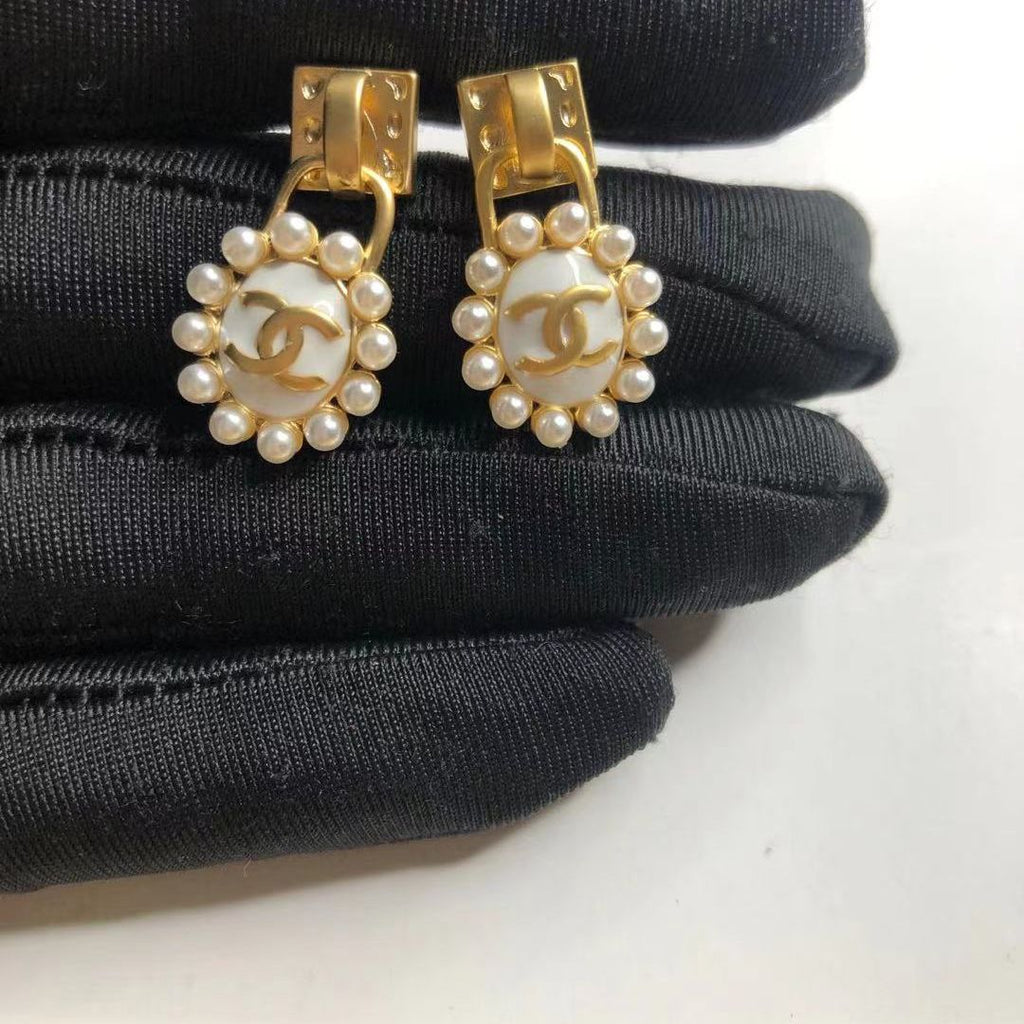 (C earrings) Small fragrant vintage earrings product image 37, provided for visual reference and product detail review