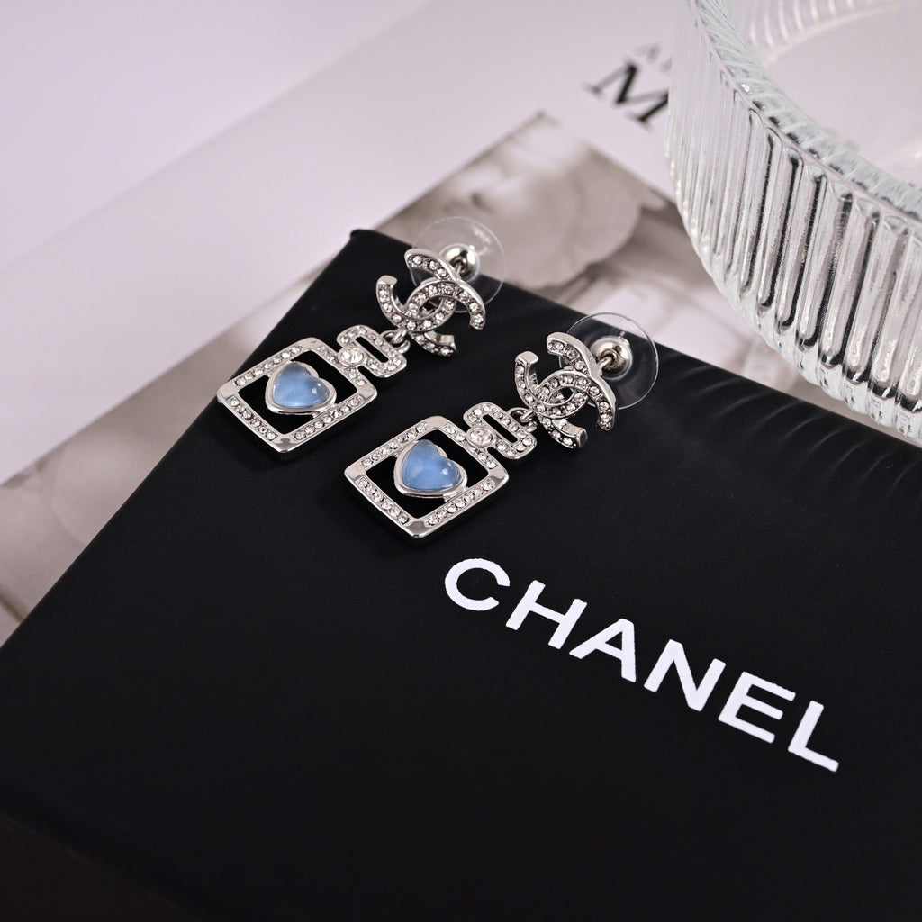 High-Quality Stud Earrings-120 product image 5, provided for visual reference and product detail review