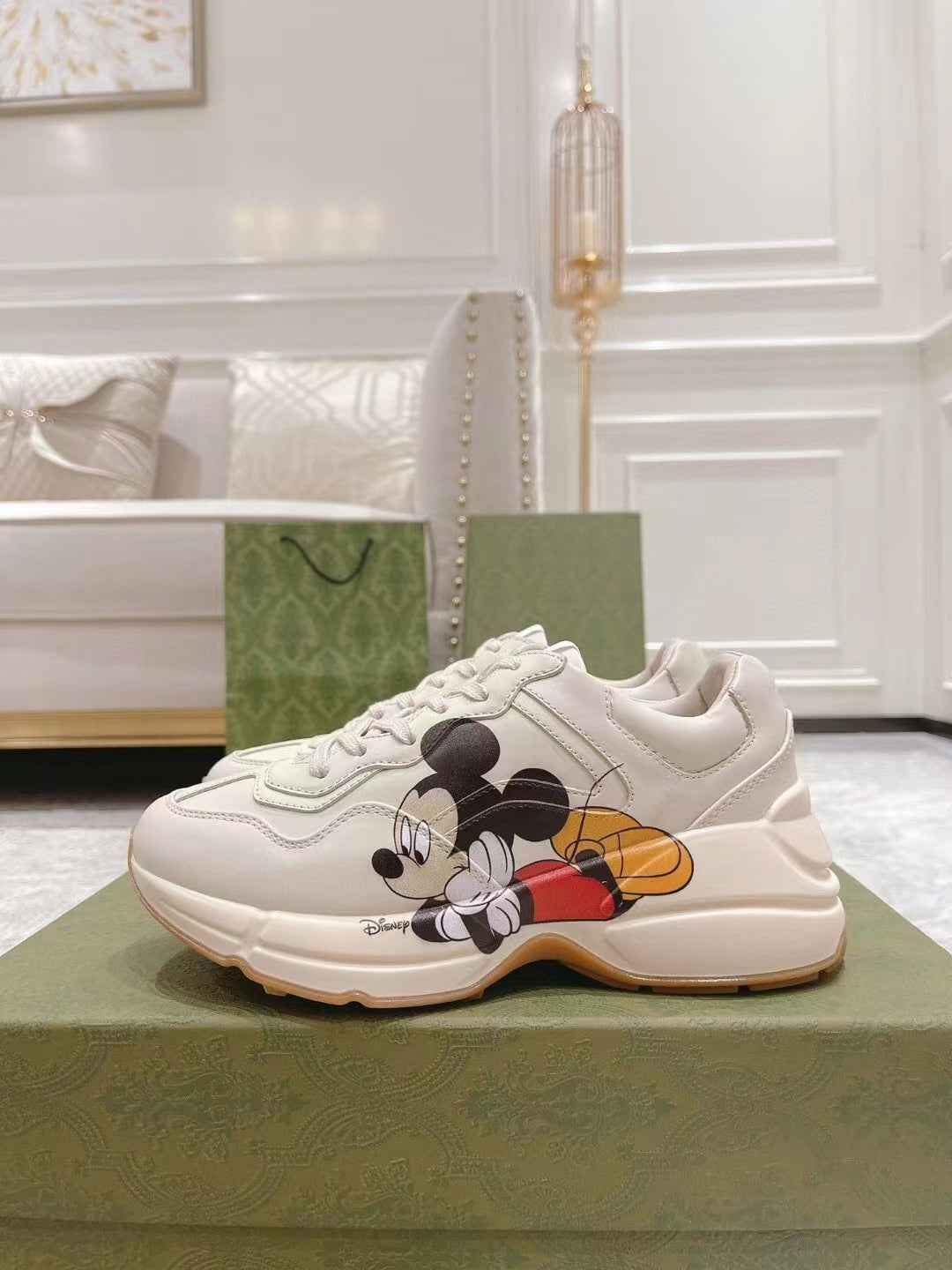 2023 lovers CC Top quality sneakers product image 6, provided for visual reference and product detail review
