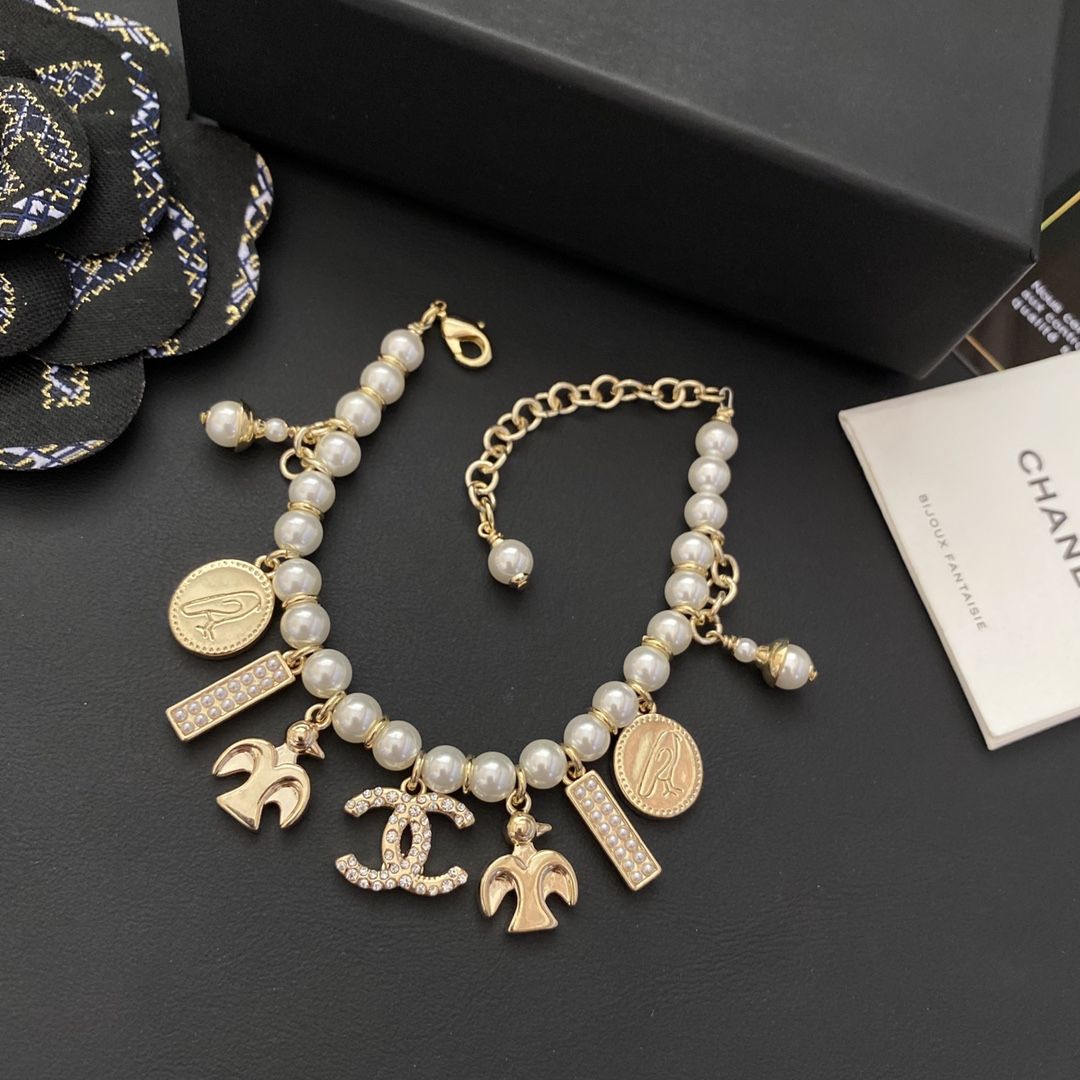 (Xiaoxiang Bracelet) Xiaoxiang Classic Vintage Bracelet product image 3, provided for visual reference and product detail