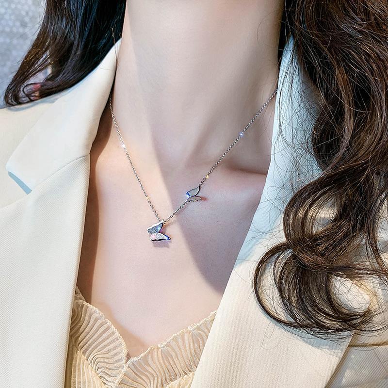Double ring new Women titanium steel collarbone chain product image 9, provided for visual reference and product detail
