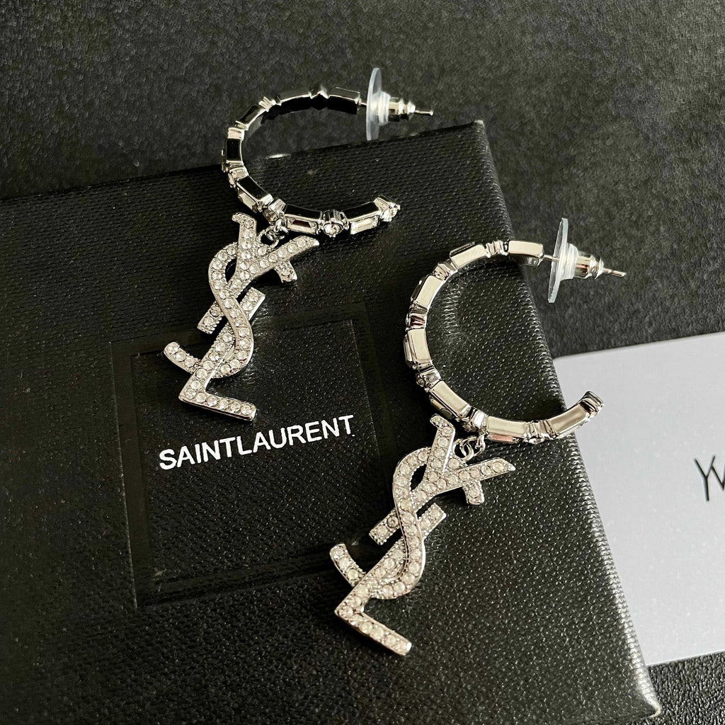 High-Quality Stud Earrings-54 product image 9, provided for visual reference and product detail review