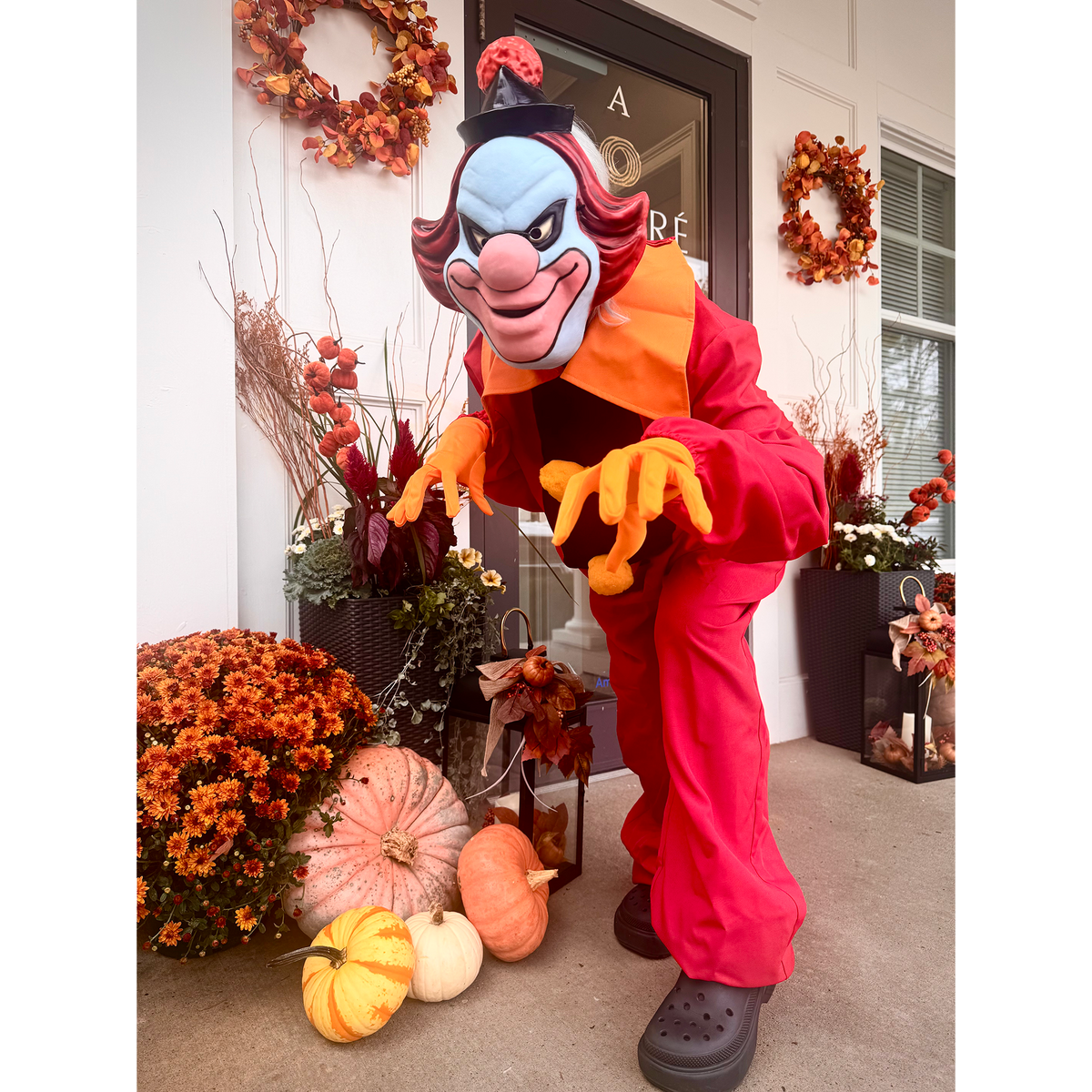 Scooby Doo - The Ghost Clown Costume product image 2, provided for visual reference and product detail review