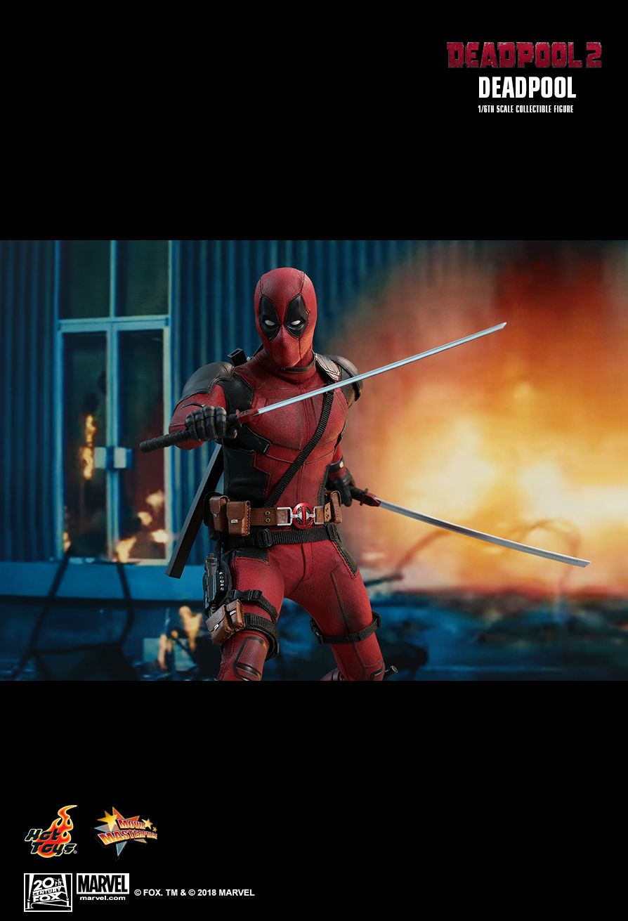 Hot Toys Deadpool 1/6 Scale Action Figure product image 12, provided for visual reference and product detail review