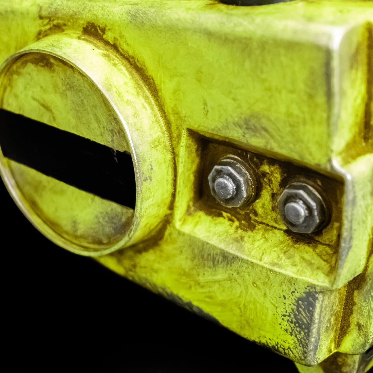 The Texas Chainsaw Massacre (1974) - Chainsaw Prop with Sound product image 4, provided for visual reference and product