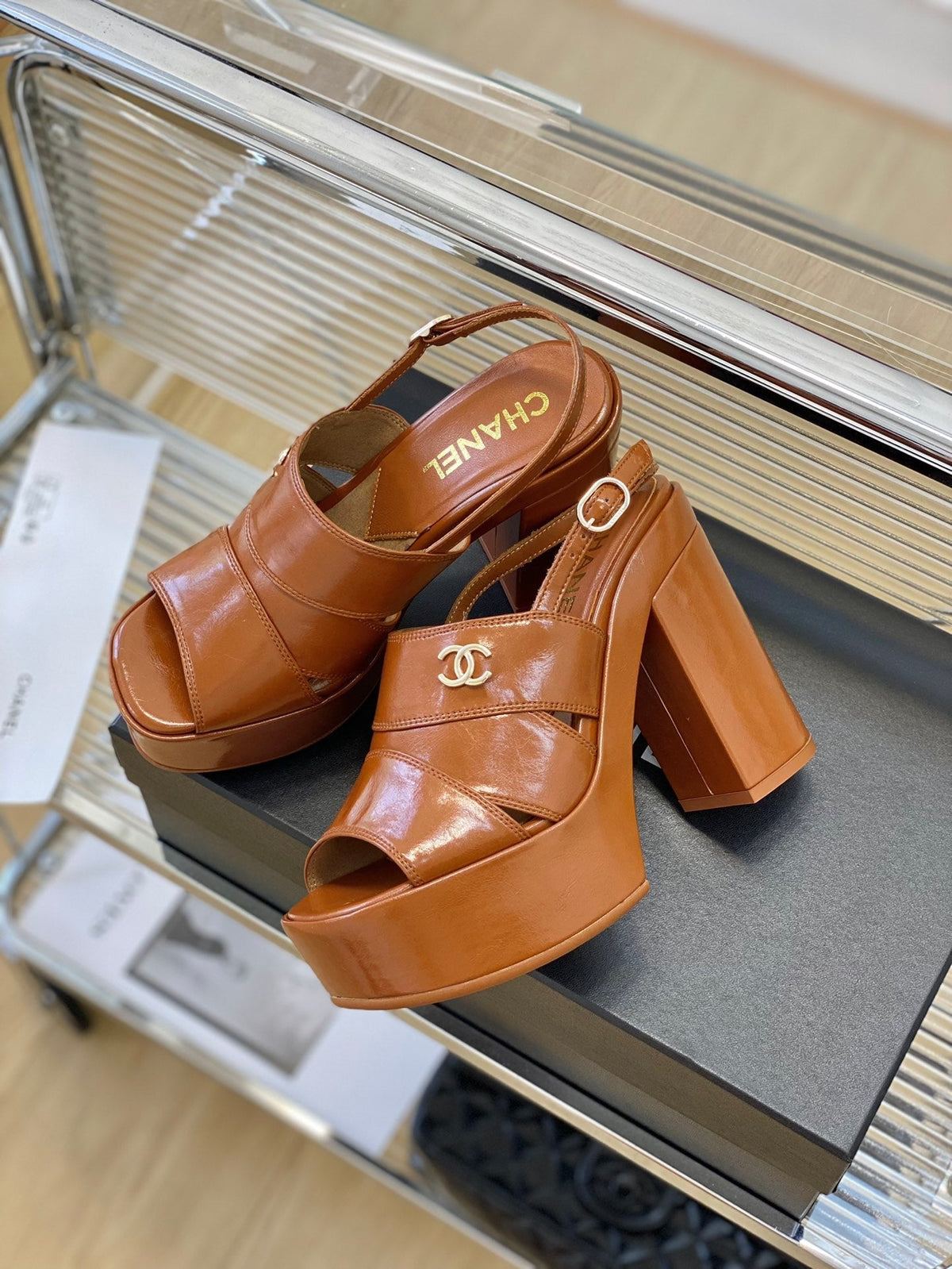 2023 Showcase platform sandals with a platform sole-S51 product image 3, provided for visual reference and product detail