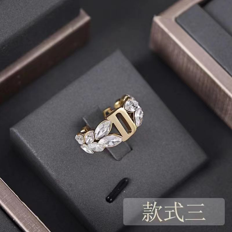 Retro diamond pearl Ring product image 4, provided for visual reference and product detail review