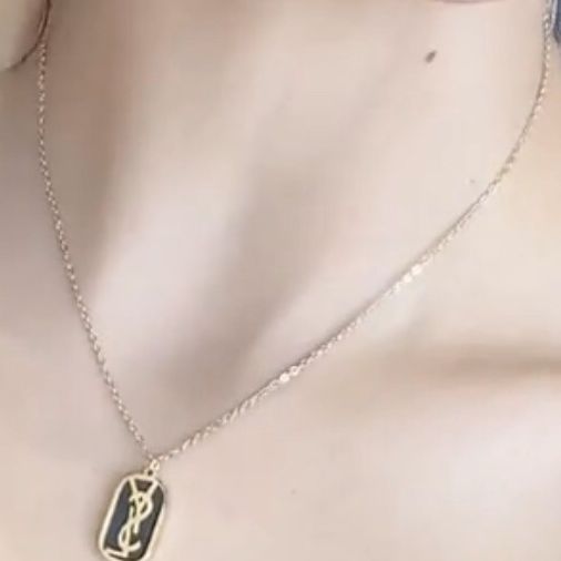 Fashion style necklace product image 3, provided for visual reference and product detail review