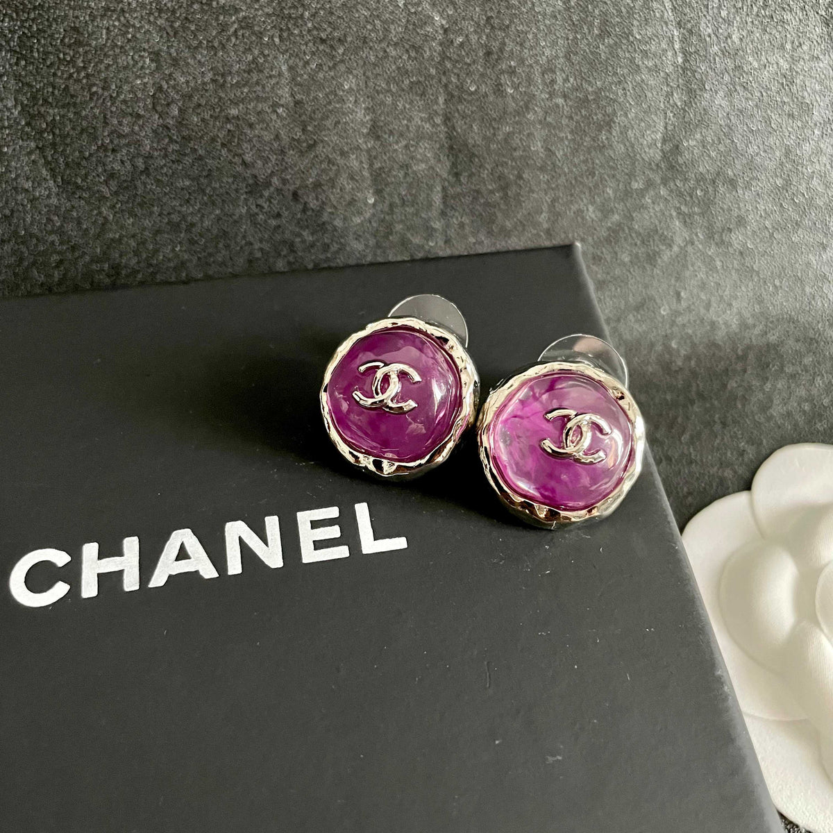 High-Quality Stud Earrings-127 product image 8, provided for visual reference and product detail review