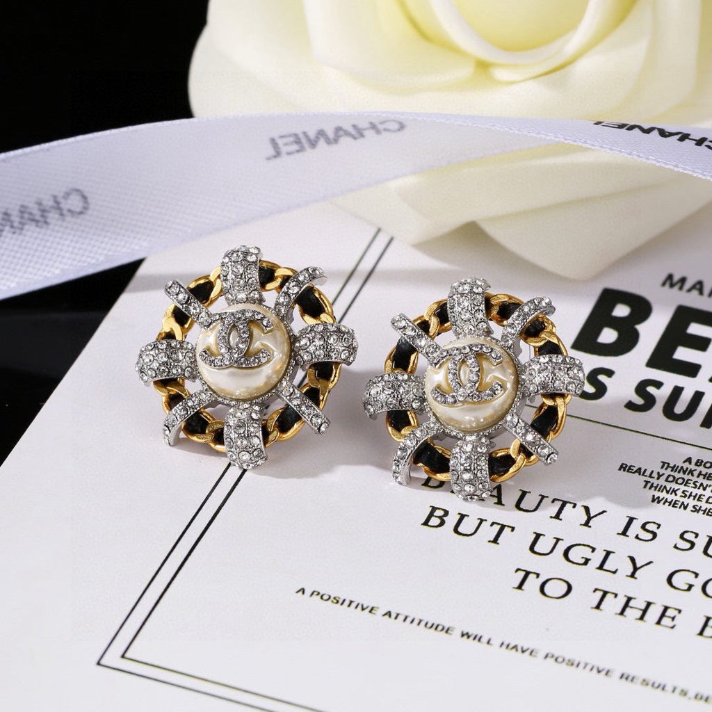High-Quality Stud Earrings-168 product image 2, provided for visual reference and product detail review