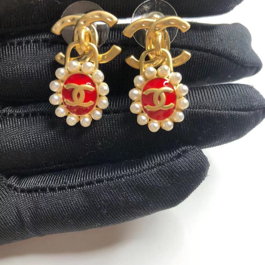 (C earrings) Small fragrant vintage earrings product image 44, provided for visual reference and product detail review