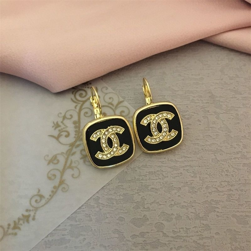 2022 New Earrings product image 9, provided for visual reference and product detail review