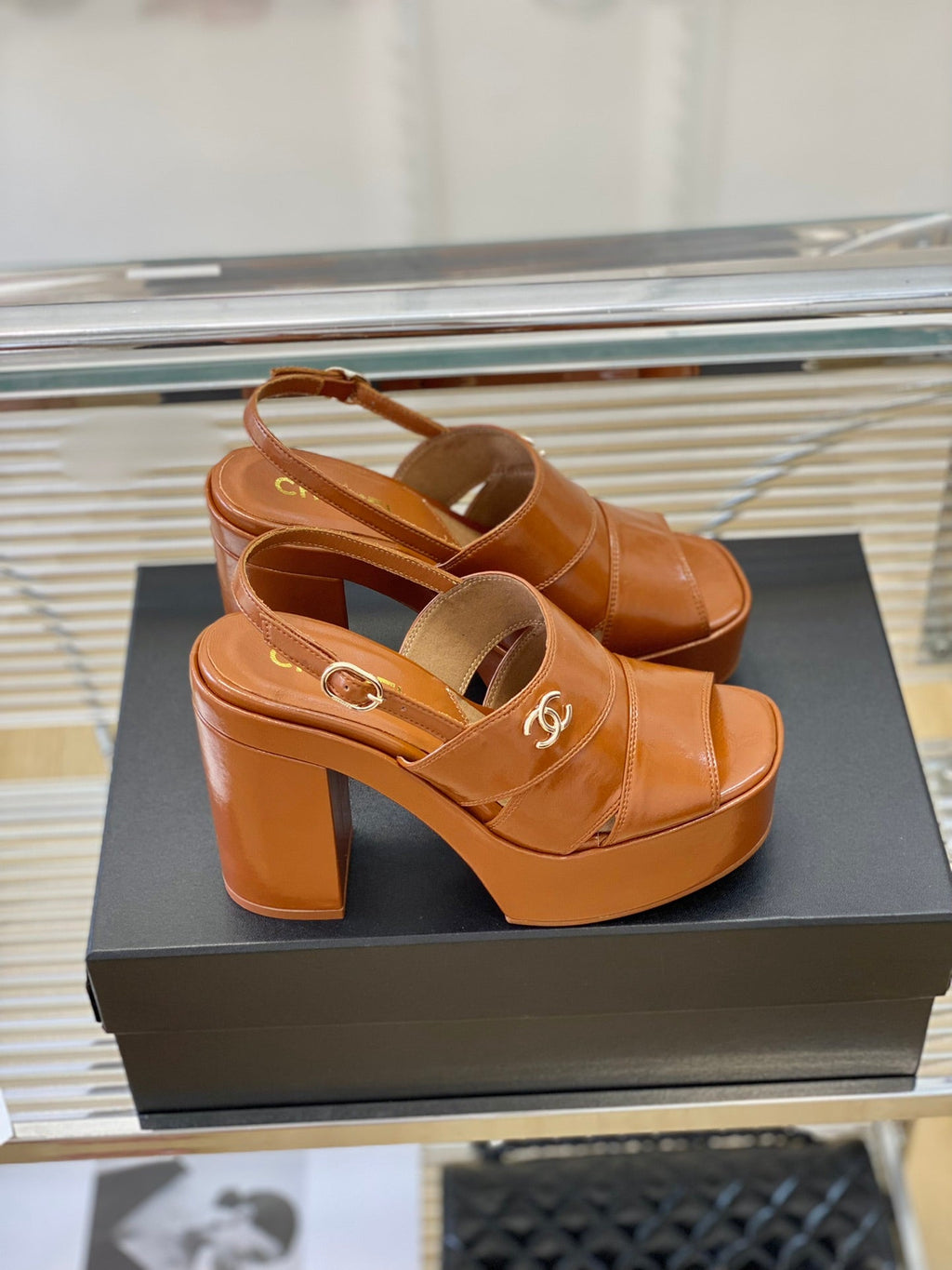 2023 Showcase platform sandals with a platform sole-S51 product image 8, provided for visual reference and product detail