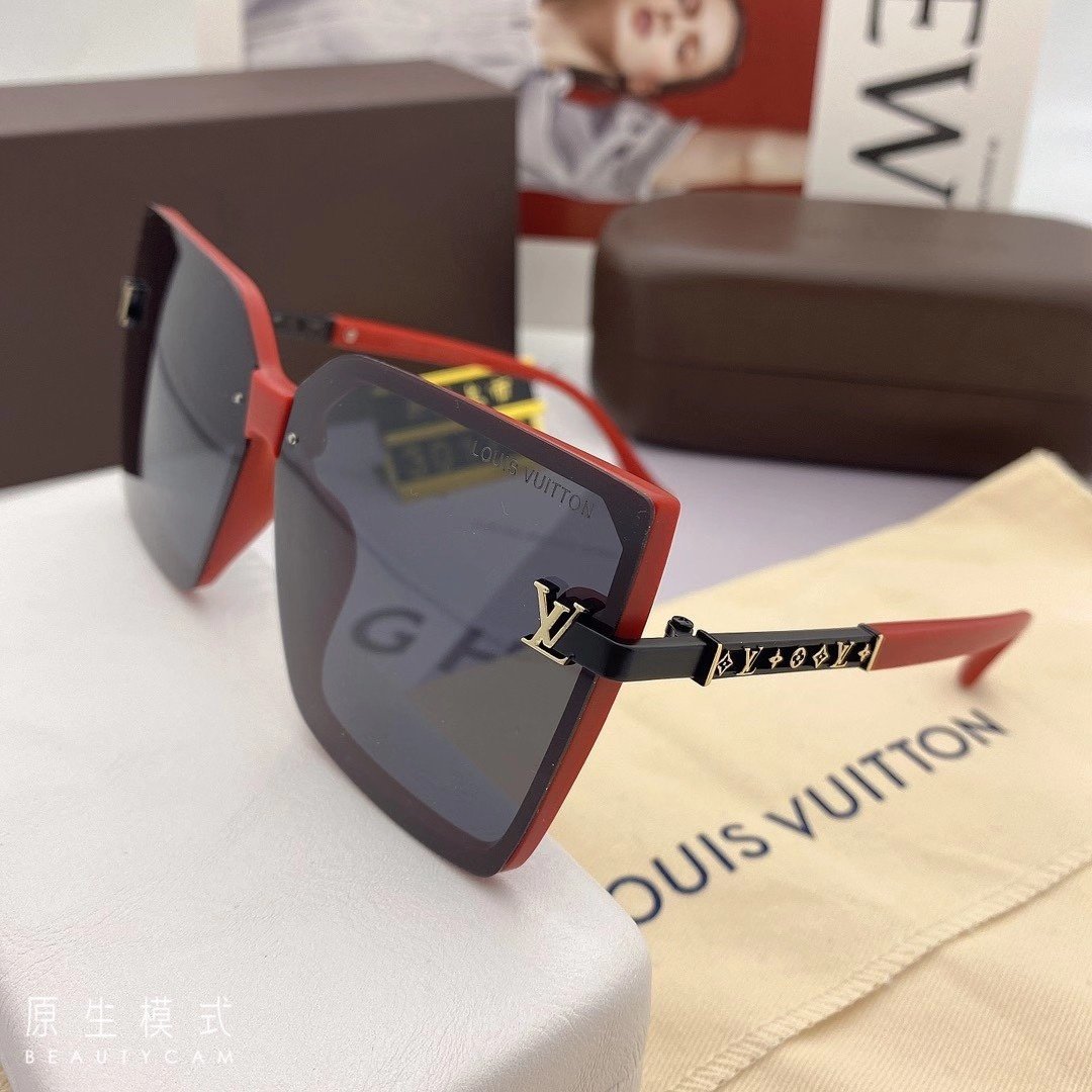 Classical Women Sunglasses Men Sunglasses product image 2, provided for visual reference and product detail review