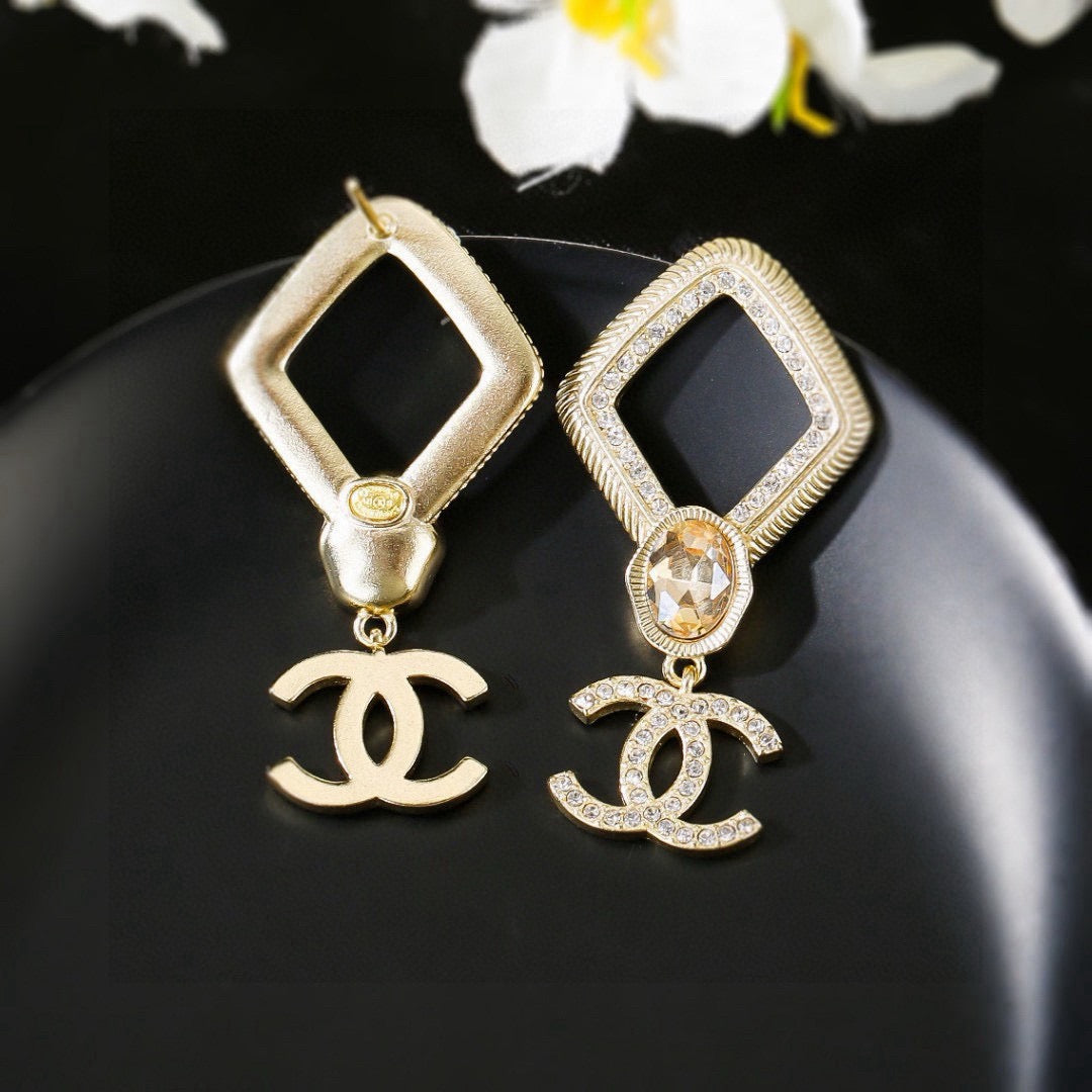 High-Quality Stud Earrings-146 product image 6, provided for visual reference and product detail review