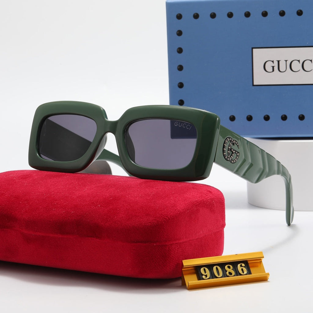 2022 New Ladies Fashion Classic Sunglasses product image 4, provided for visual reference and product detail review