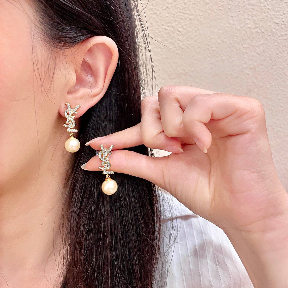 High-Quality Stud Earrings-49 product image 2, provided for visual reference and product detail review