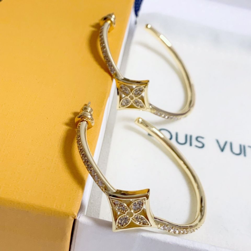 Big earrings with diamonds product image 6, provided for visual reference and product detail review