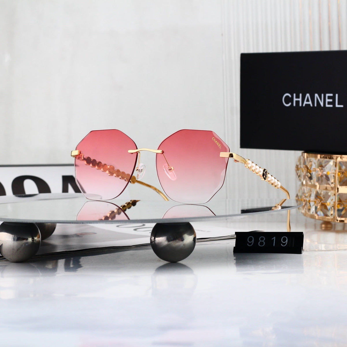 New Stylish Sunglasses-65 product image 2, provided for visual reference and product detail review