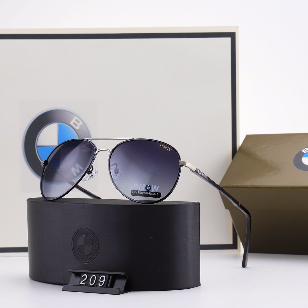 4 Colors Double Bridge Bamboo Knot Frame Polarized Sunglasses product image 3, provided for visual reference and product