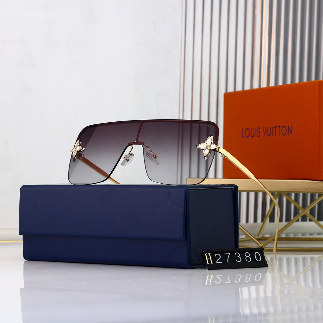 New Style Fashion Sunglasses For Summer product image 3, provided for visual reference and product detail review