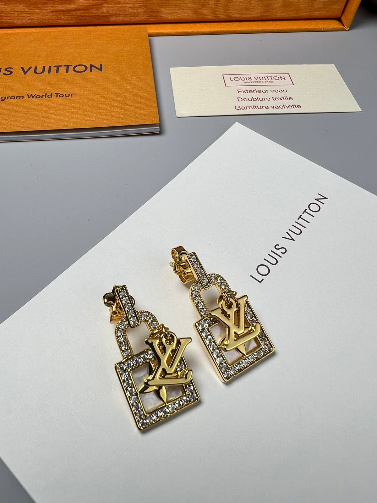 High-Quality Stud Earrings-12 product image 6, provided for visual reference and product detail review