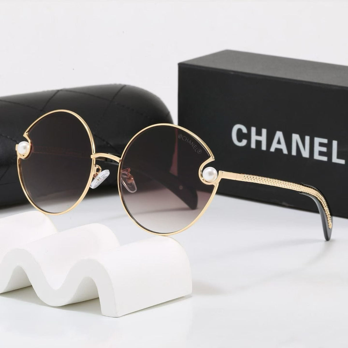 New Stylish Sunglasses-51 product image 7, provided for visual reference and product detail review