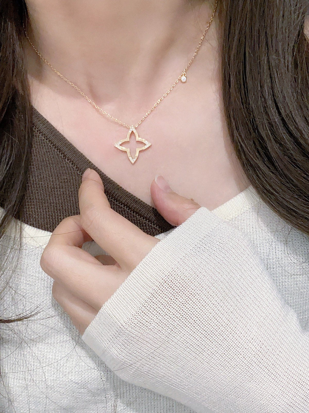 High-Quality Necklaces-8 product image 3, provided for visual reference and product detail review