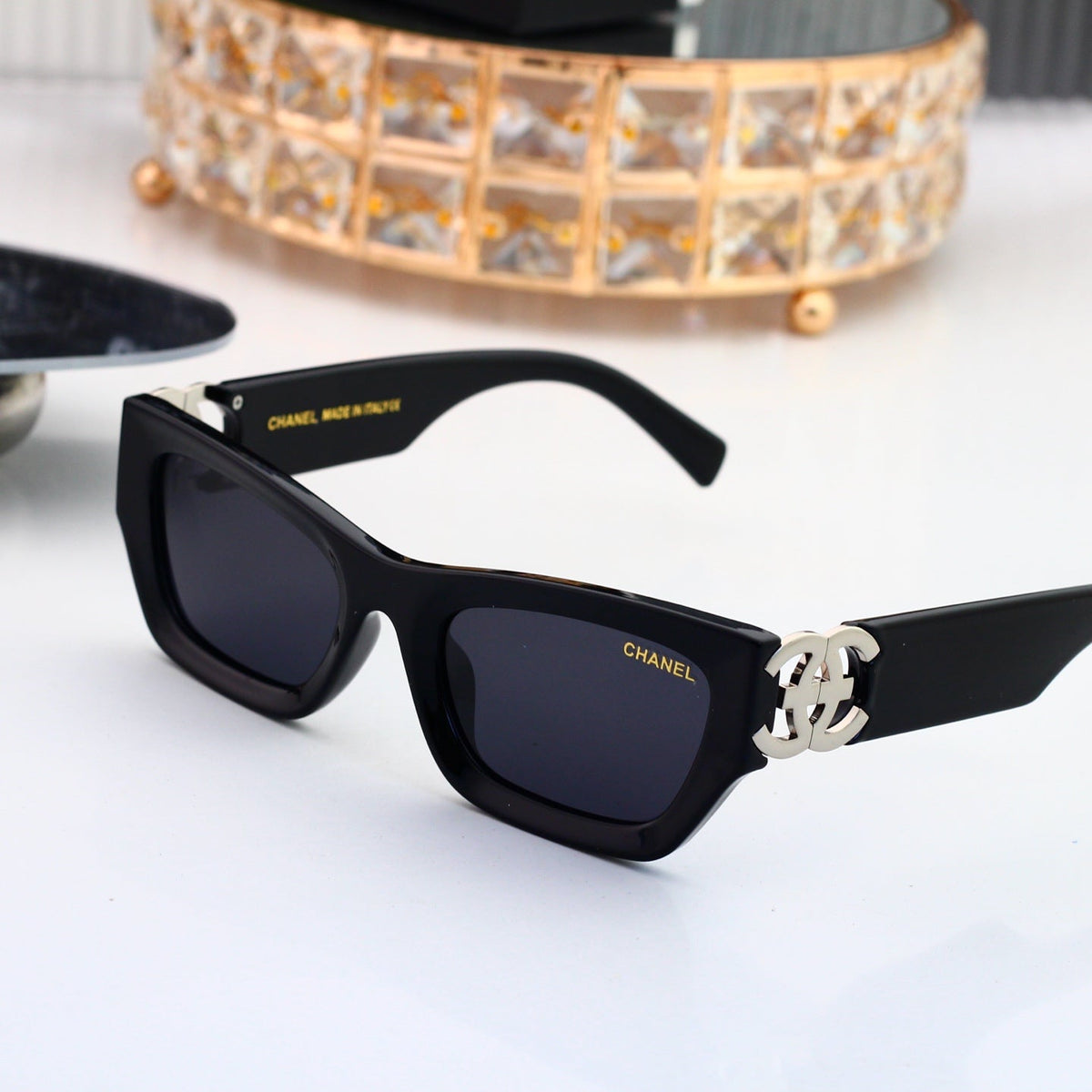 New Stylish Sunglasses-72 product image 9, provided for visual reference and product detail review