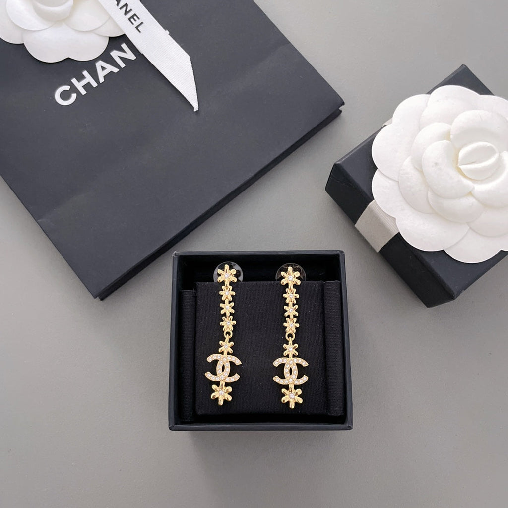 High-Quality Stud Earrings-199 product image 2, provided for visual reference and product detail review