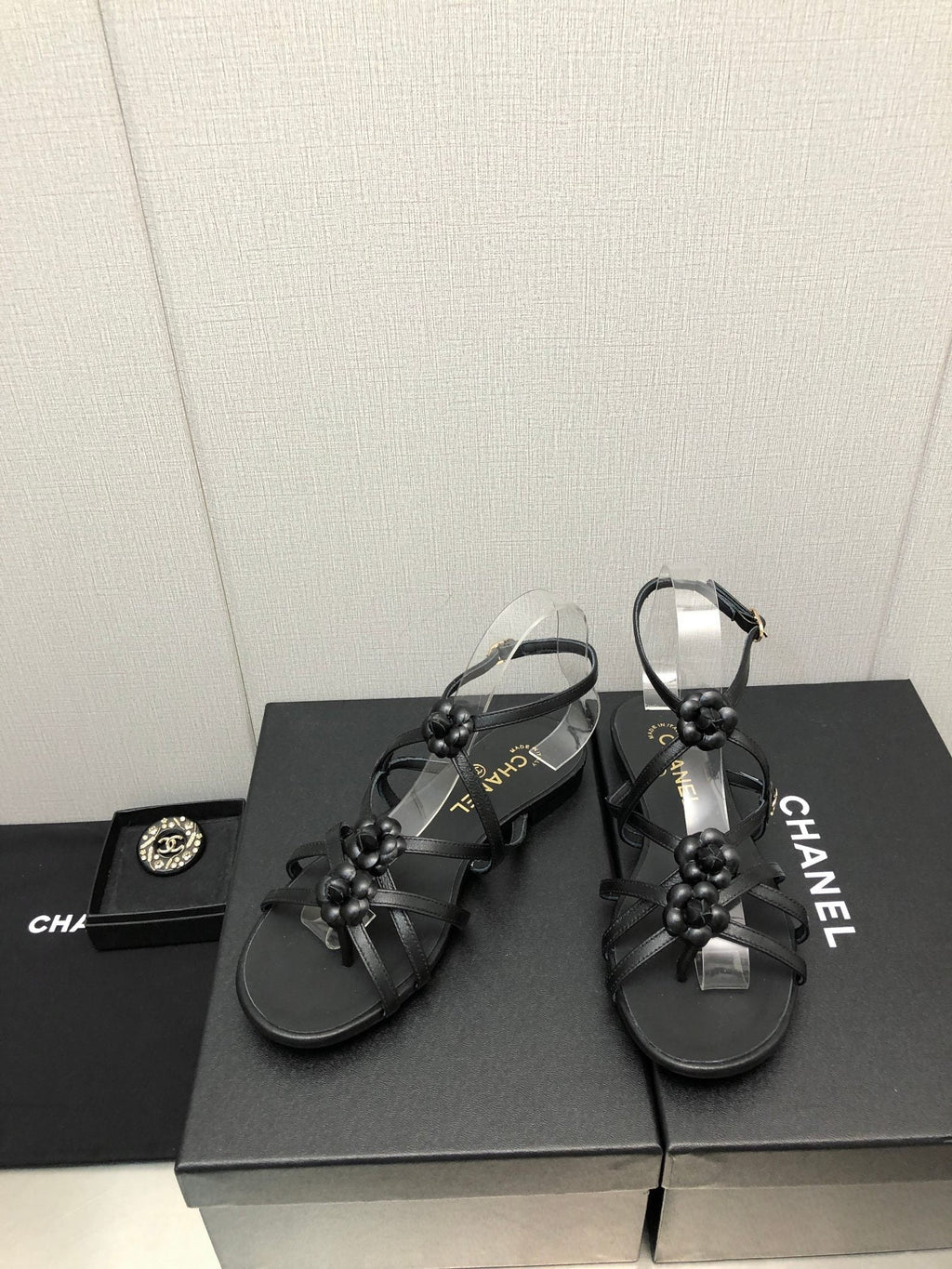 2023 CC Flat Sandals-S23 product image 1, provided for visual reference and product detail review