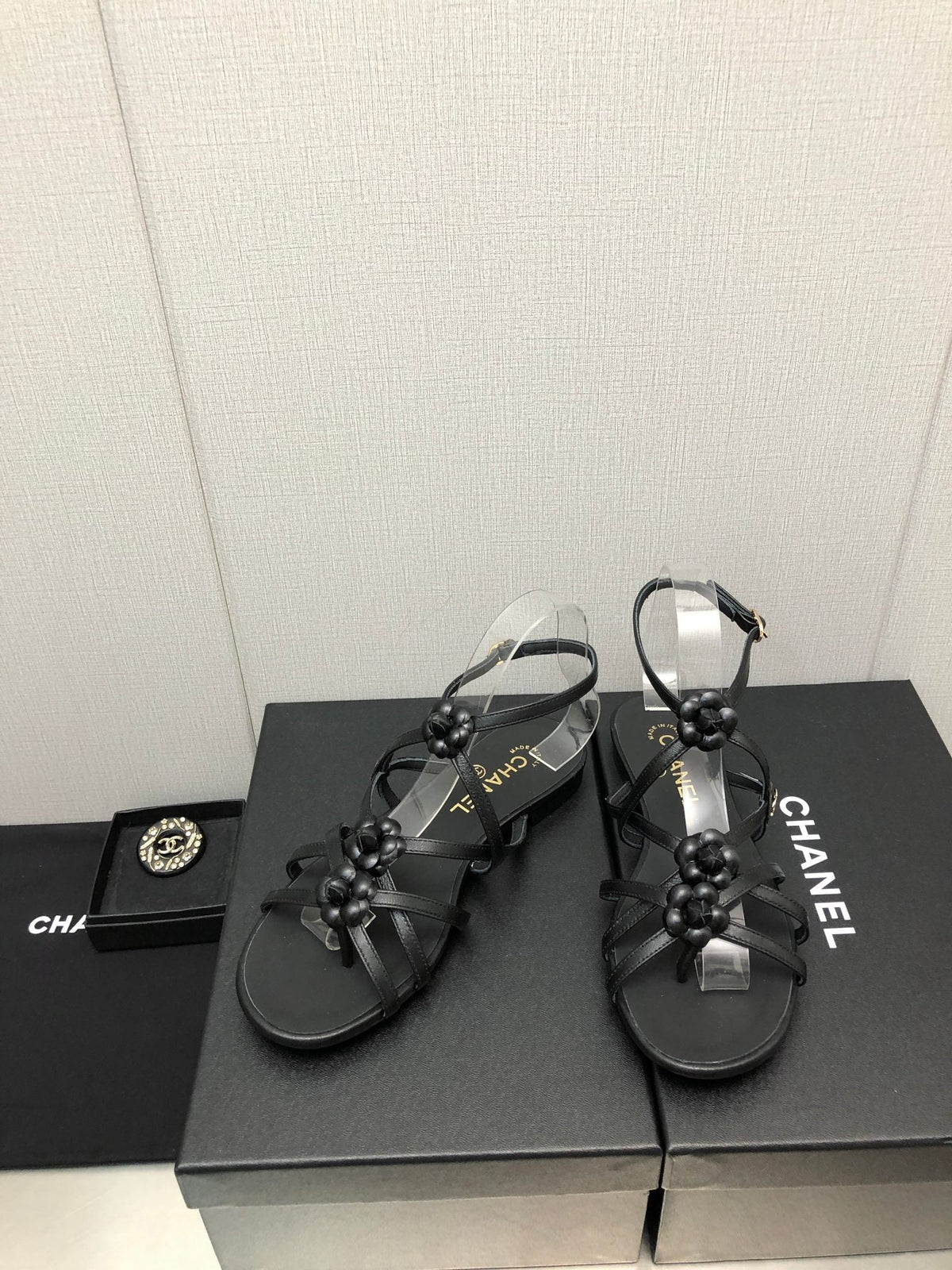 2023 CC Flat Sandals-S23 product image 1, provided for visual reference and product detail review