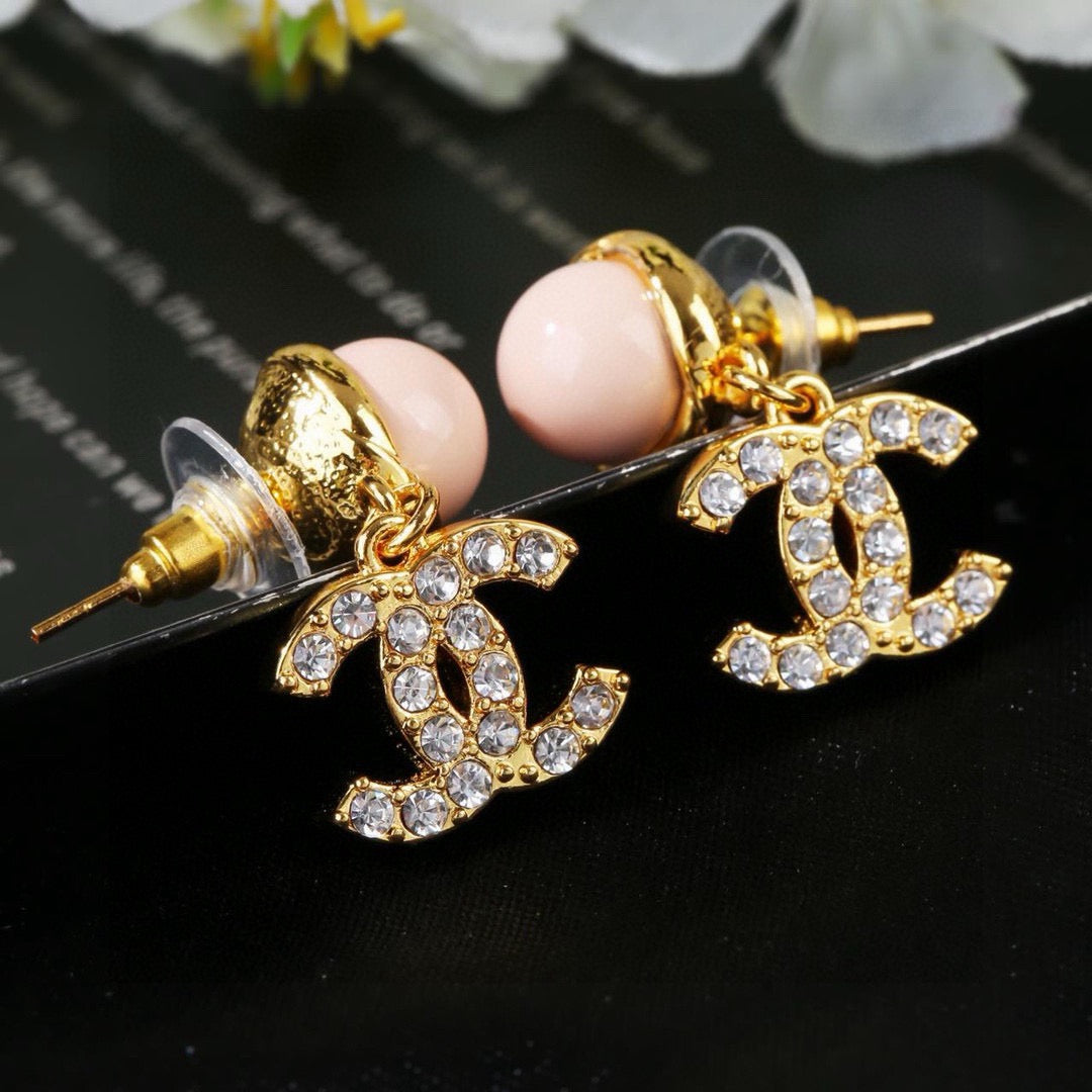 High-Quality Stud Earrings-145 product image 3, provided for visual reference and product detail review