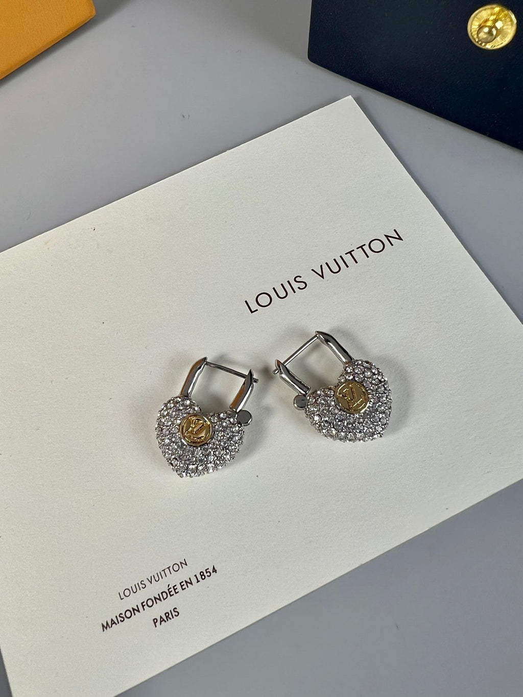 High-Quality Stud Earrings-15 product image 1, provided for visual reference and product detail review