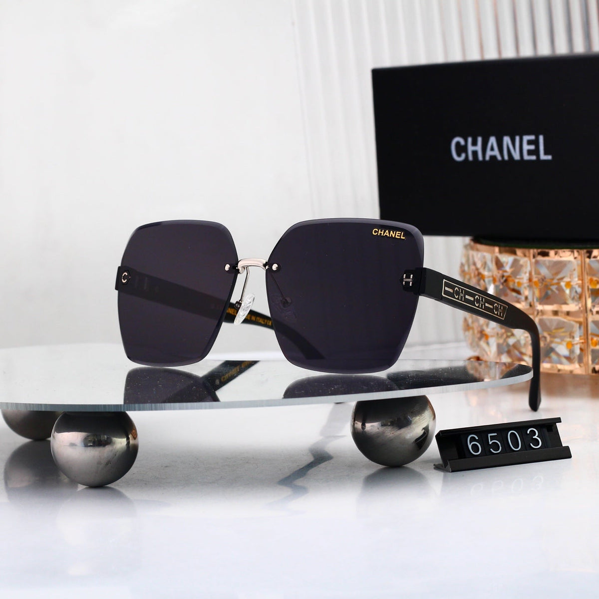 New Stylish Sunglasses-74 product image 1, provided for visual reference and product detail review