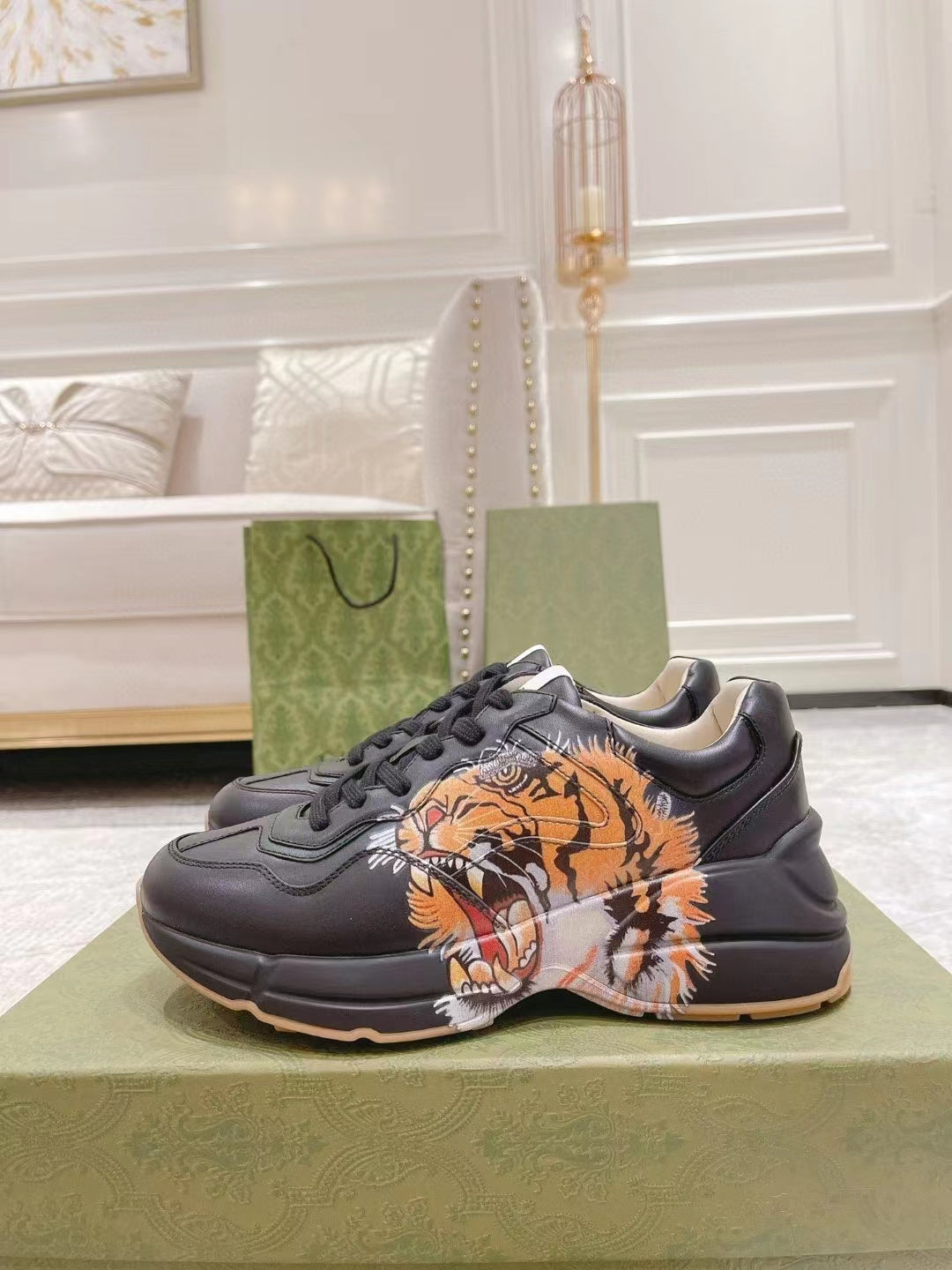 2023 lovers CC Top quality sneakers product image 11, provided for visual reference and product detail review