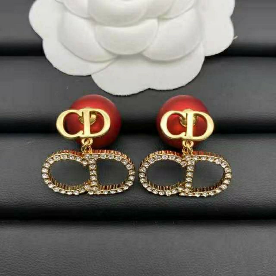 earring product image 4, provided for visual reference and product detail review
