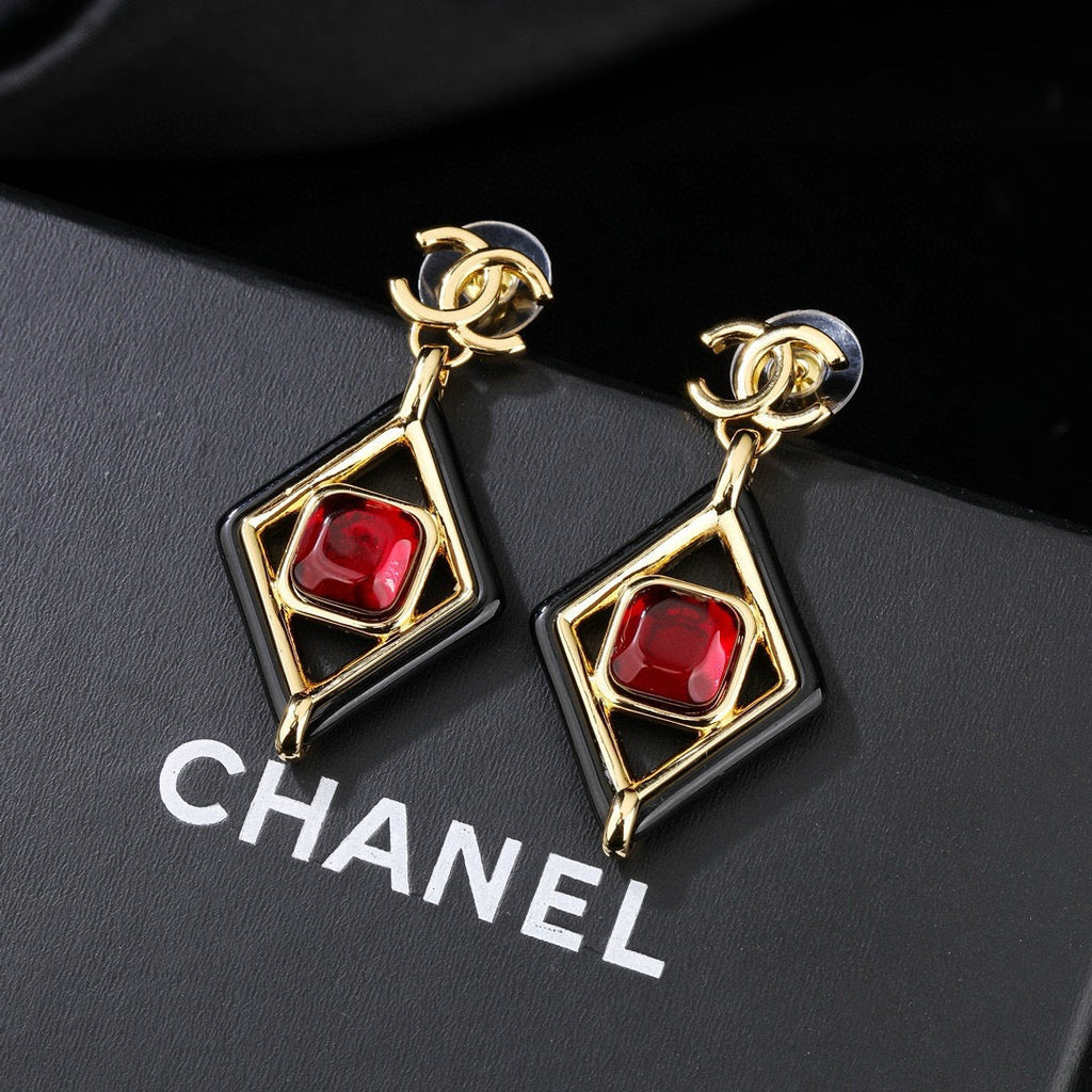 High-Quality Stud Earrings-167 product image 1, provided for visual reference and product detail review