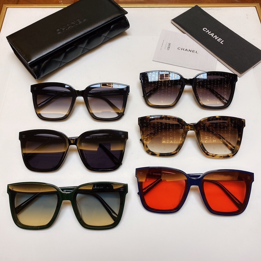 6Colors Large Square Frame Sunglasses product image 1, provided for visual reference and product detail review
