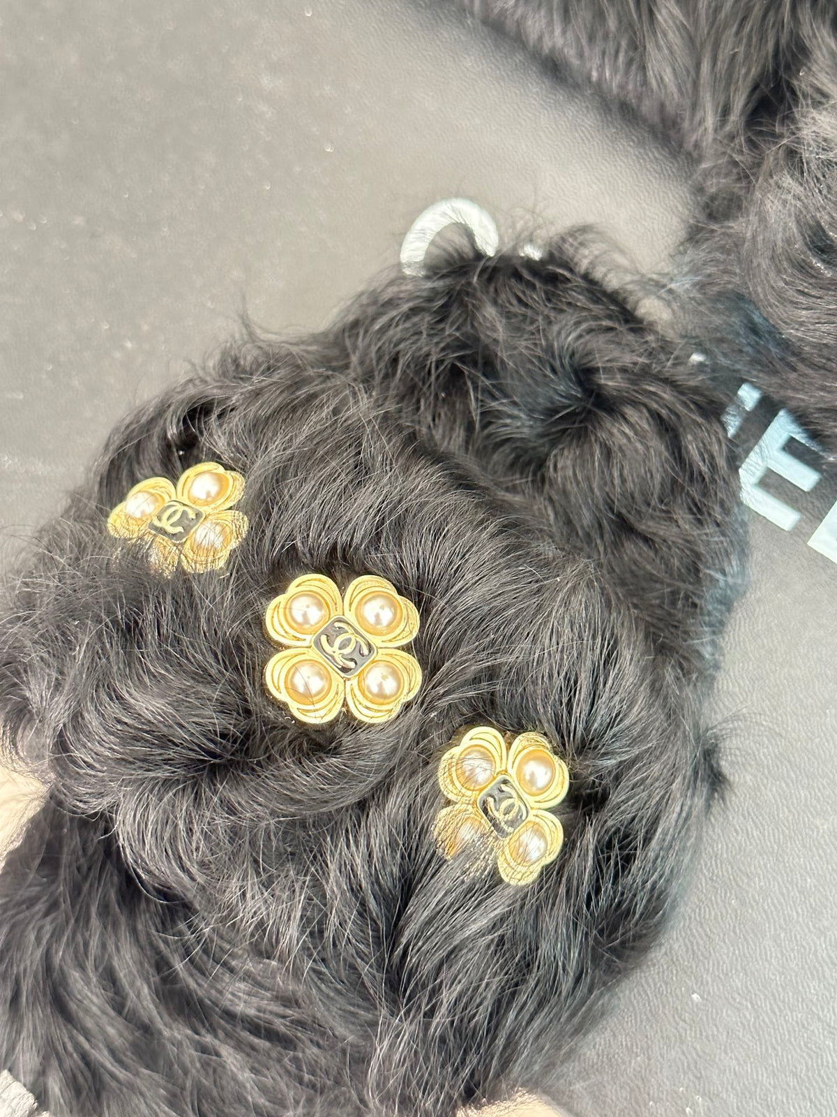 2023 CC Pure wool double C four-leaf clover fur slippers-S28 product image 5, provided for visual reference and product