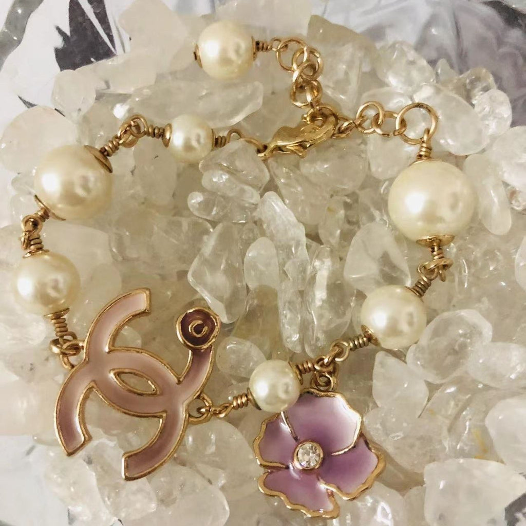 Xiaoxiang classic vintage brass bracelet product image 40, provided for visual reference and product detail review