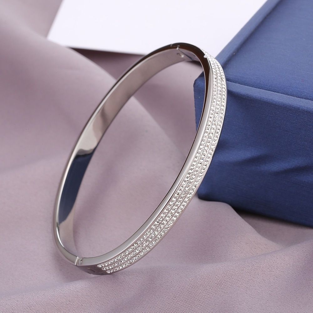 Bracelet wind rose gold full diamond product image 9, provided for visual reference and product detail review