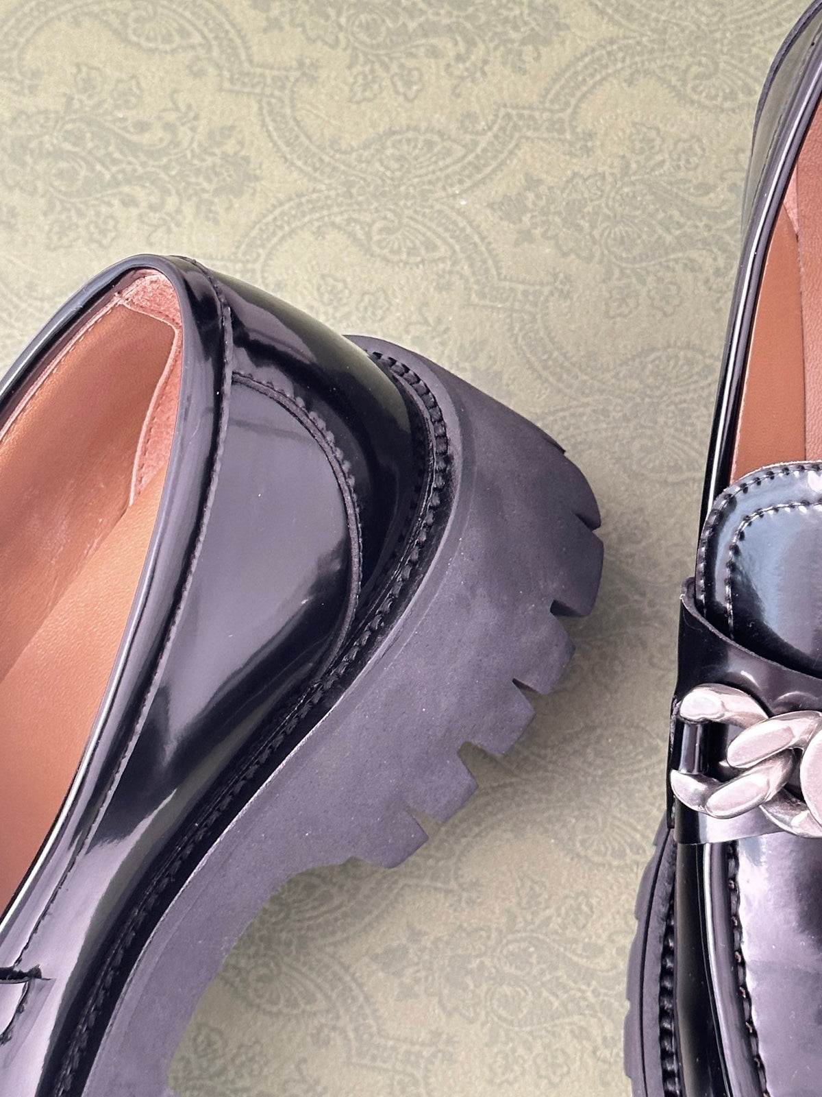 2023 GG Classic Double G Buckle Platform Loafers-S32 product image 6, provided for visual reference and product detail review