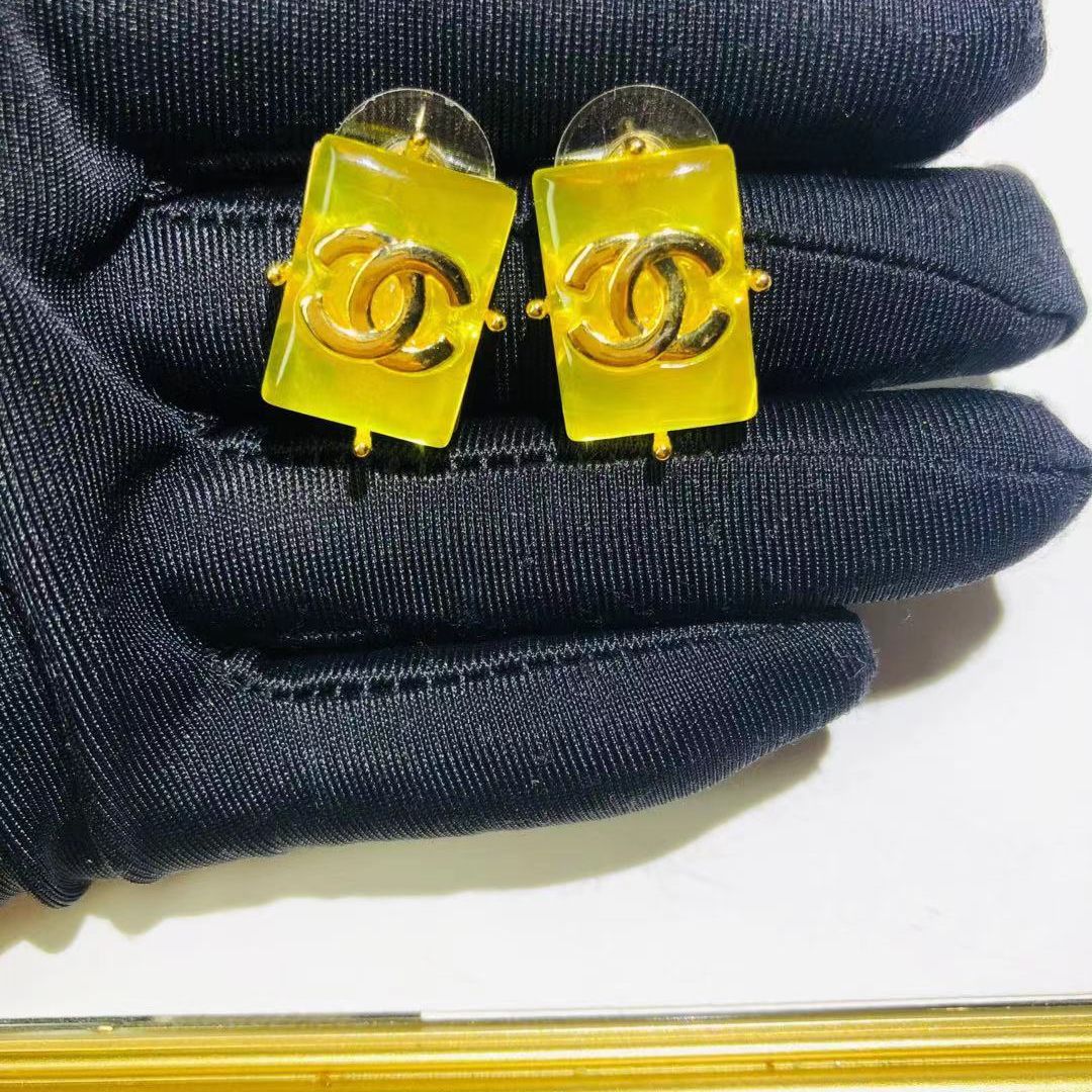 Small fragrant wind compound ear nail product image 16, provided for visual reference and product detail review