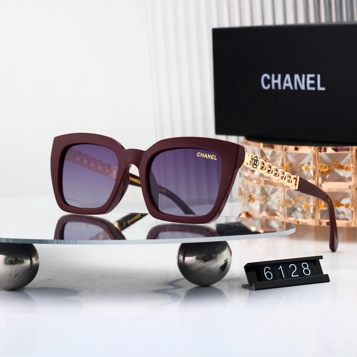 New Stylish Sunglasses-70 product image 5, provided for visual reference and product detail review