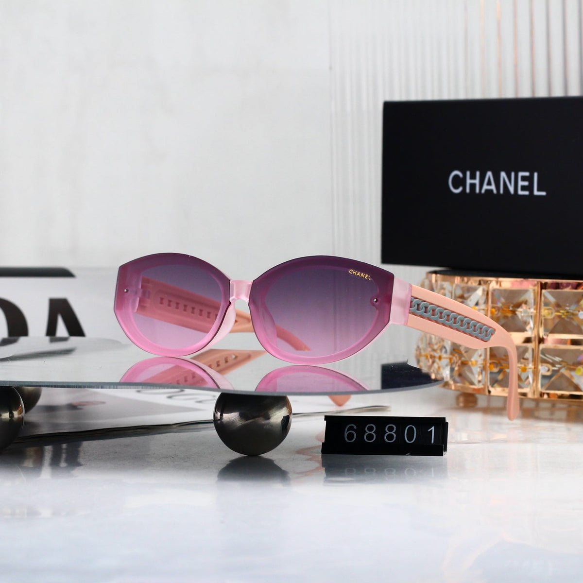 New Stylish Sunglasses-66 product image 4, provided for visual reference and product detail review