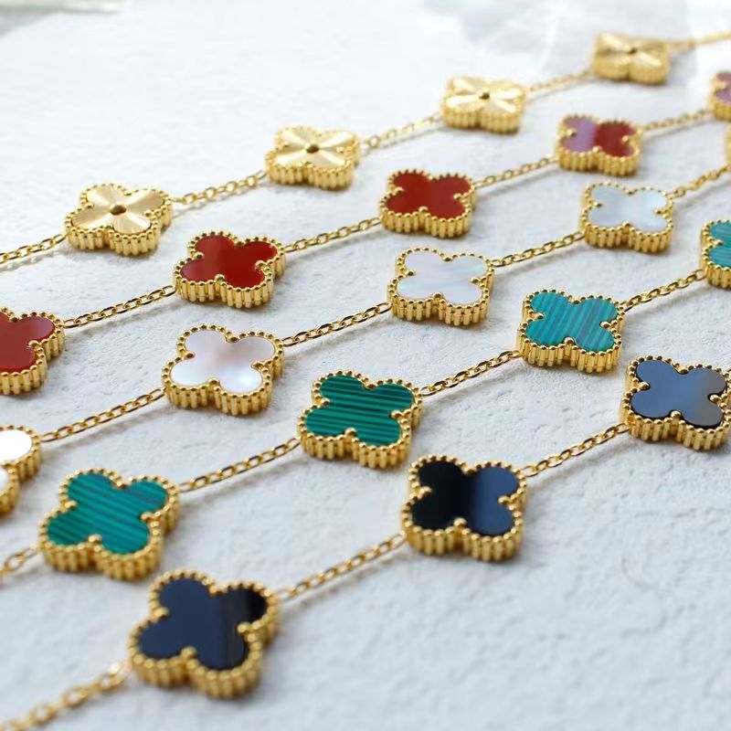 2023 New Flower Decorative Bracelet product image 7, provided for visual reference and product detail review