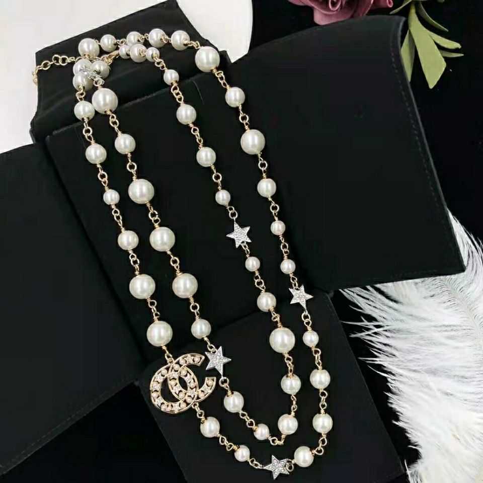 New pearl double C five pointed star lace necklace product image 5, provided for visual reference and product detail review